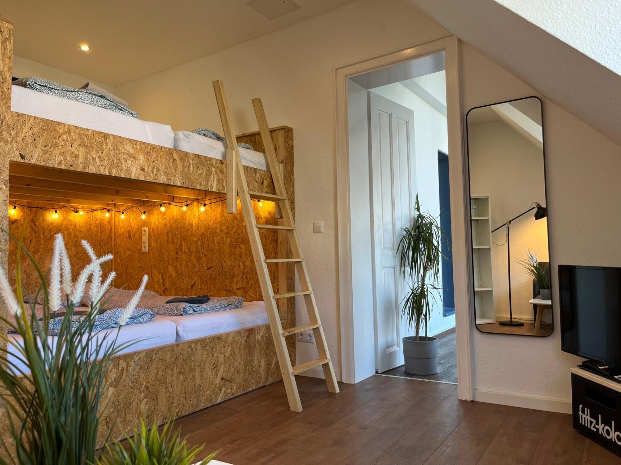 Vierbettzimmer mit Bad